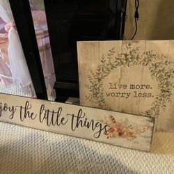 Rustic Farmhouse Decorative Signs 