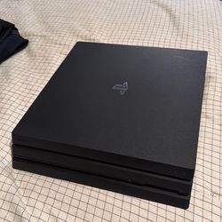 PS4 pro 1tb