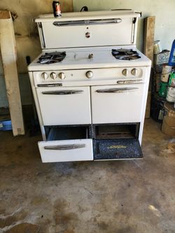 Wedgewood Vintage Stove