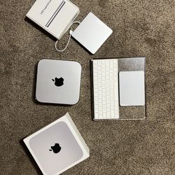 Mac Mini (2023)  with Extras