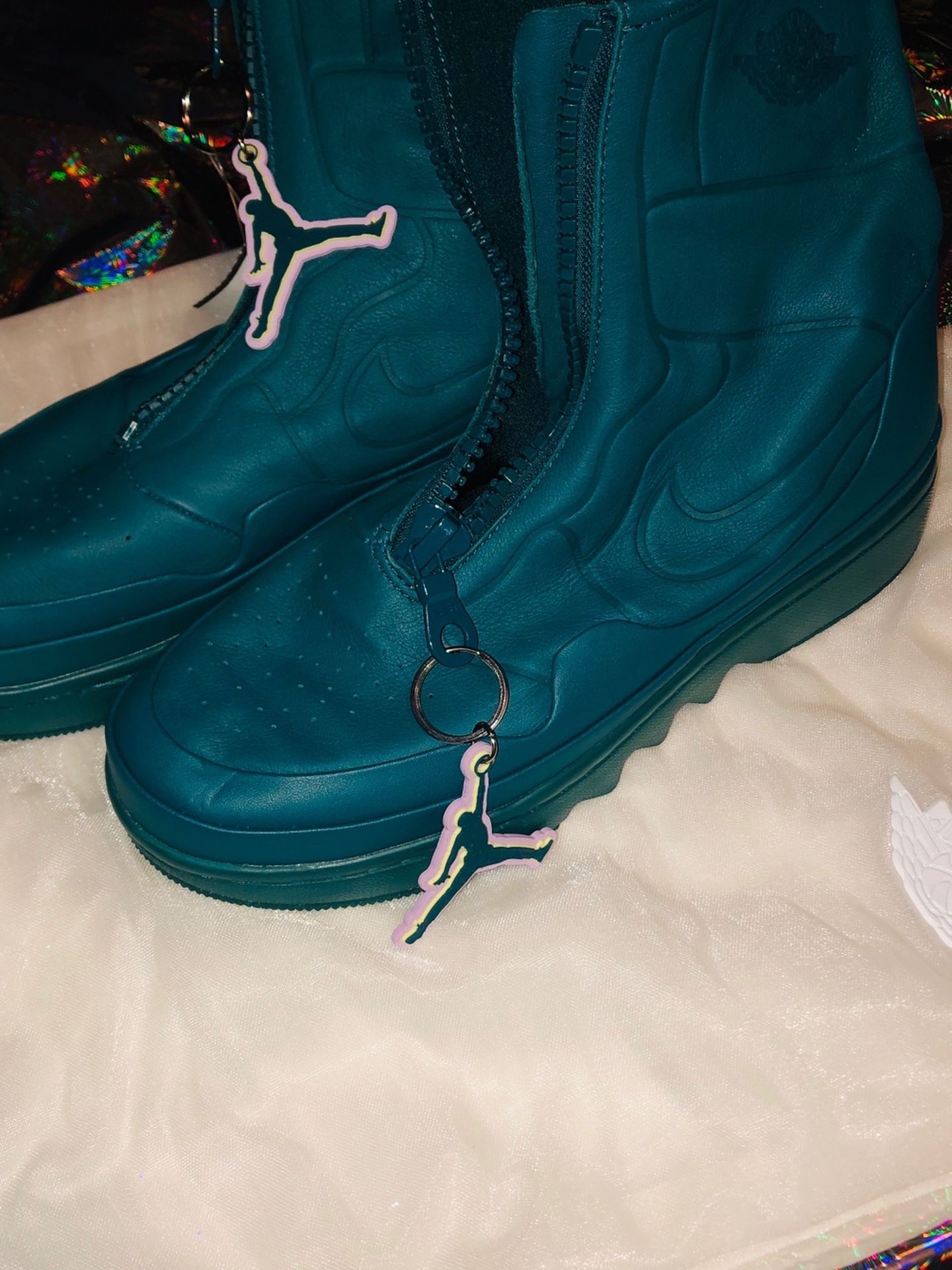 Jordan Teal Boot Size 8.5(W)