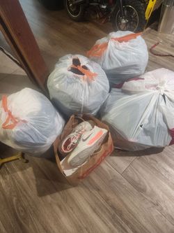 Bolsa de Ropa/ Bag  of Clothes