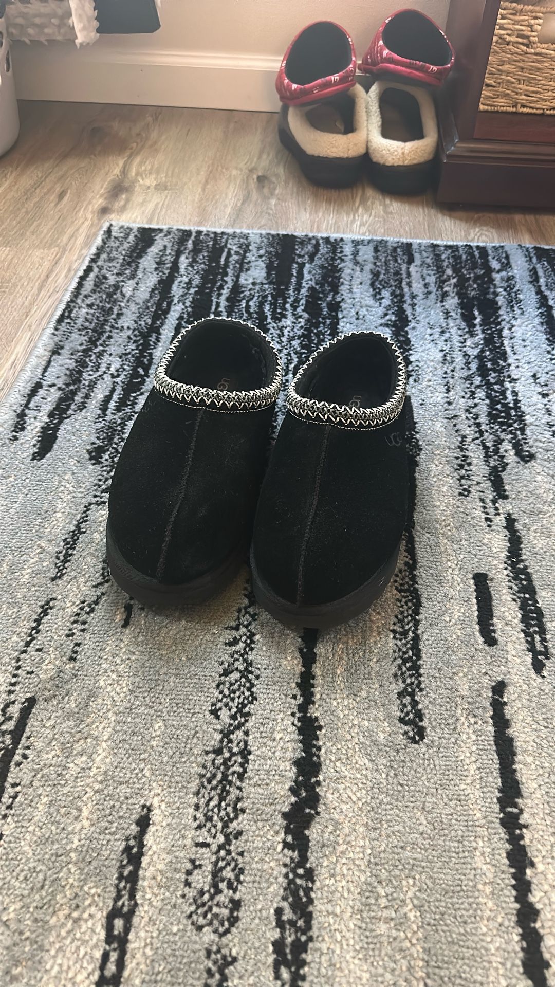 Ugg Tasman
