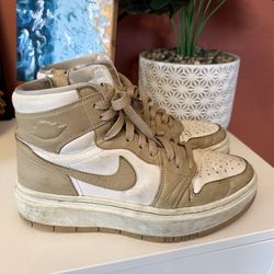 Nike High Top Shoes men’s 9.5