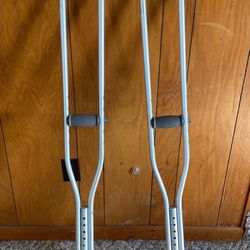 Crutches For Adult Or Kid