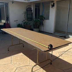 8’ Folding Table