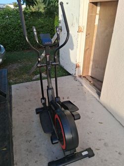 Model e t seventy I'll elliptical done