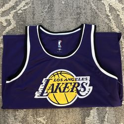 Lakers Basketball jersey Size large 