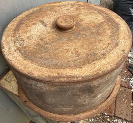 Antique Primitive Tin Cake Taker / Cake Saver - Great Farmhouse Rustic Patina