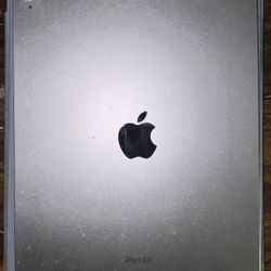 iPad Air 5th Gen 64 GB 5G Unlocked Mint Condition $400 OBO