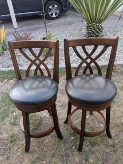 Set of 2 Wood Swivel Bar Stools