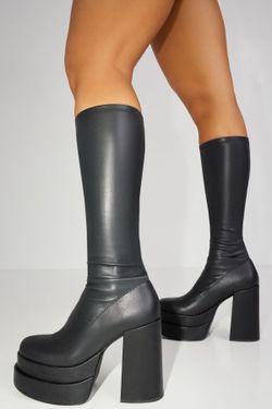 Steve Madden Cypress Knee-High Platform Boots – Size 7