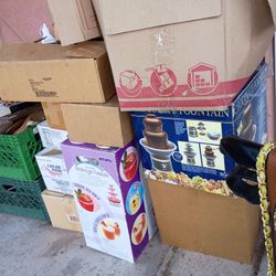 Leftover yard sale items take everything for $60