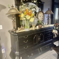 Tracy Has!! A Gorgeous Michael Amini / Aico Toscano Dresser!