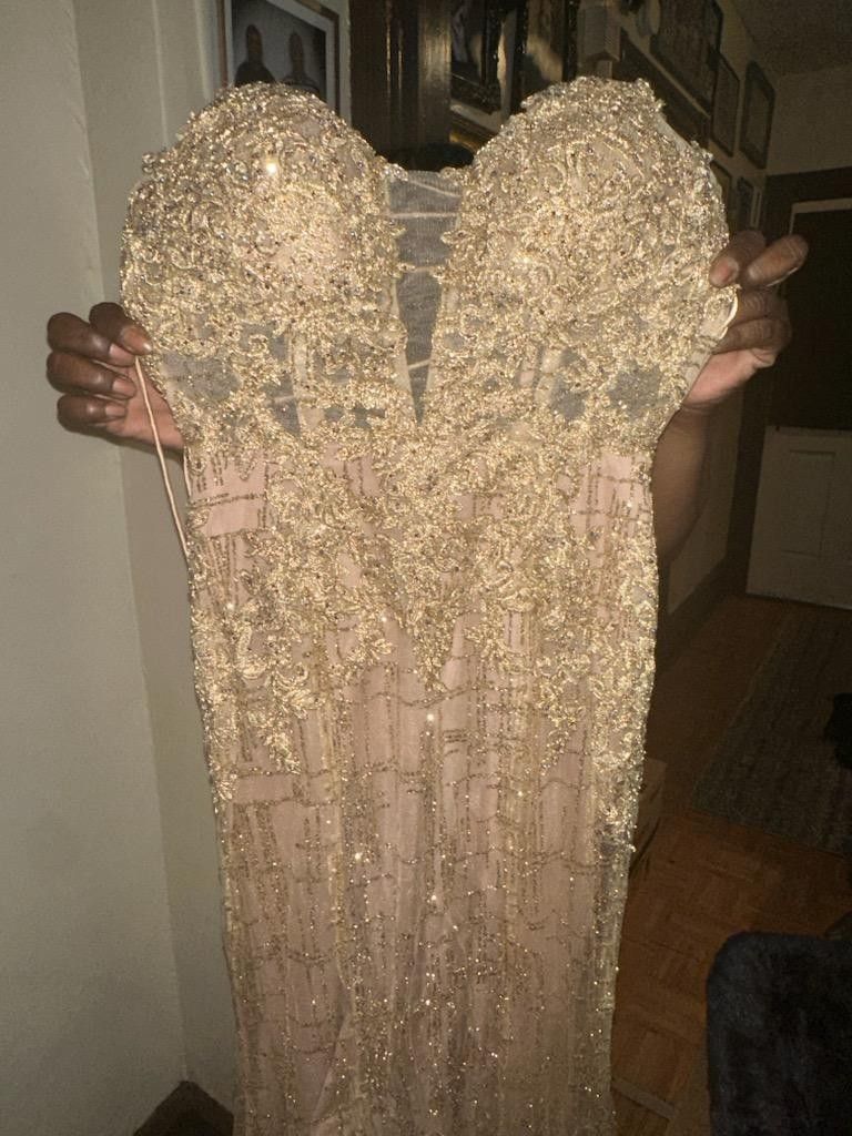 Dress/Gold-Glitter Long and beautiful 