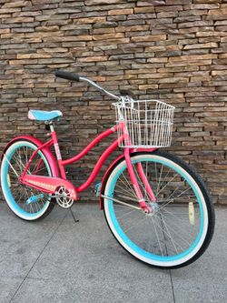 Huffy Cranbrook 26 inch Beach Cruiser w/Basket Coral Pink