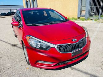 2016 Kia. Forte