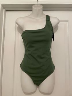 Bathing suit