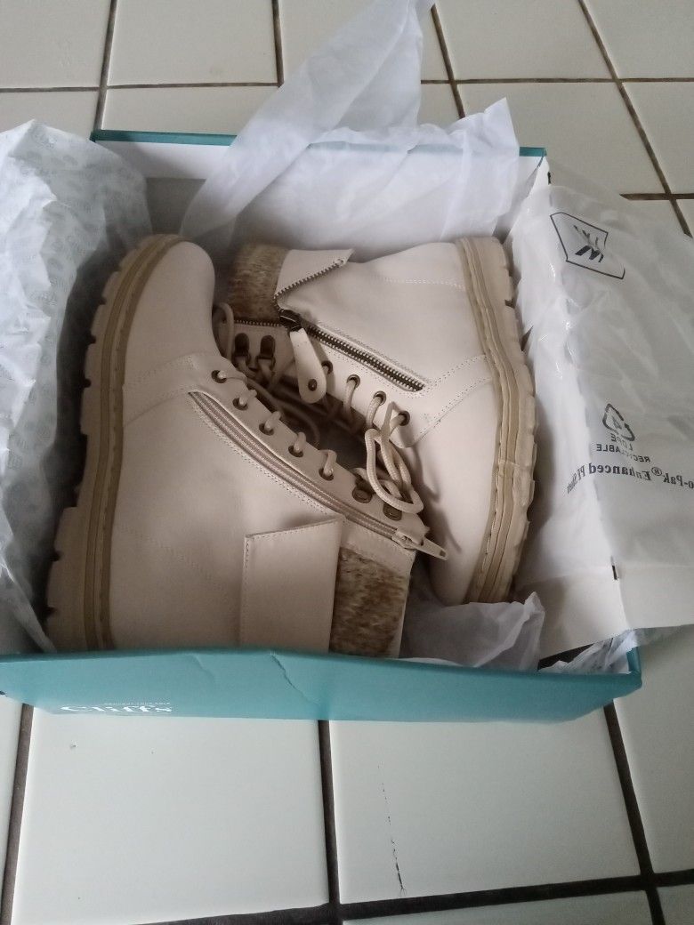 Women Boots