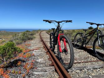 GT sensor mountain bike XL frame 29er