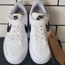 New Toddler Boy's Black & White Nike Sneakers Size 11.5 Only