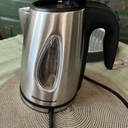 Elite Gourmet Electric Kettle