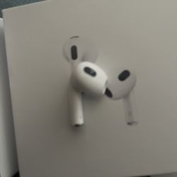 AirPod4 