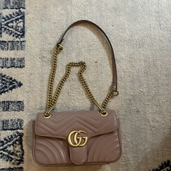 Marmont GG Bag Size Medium Flap 