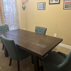 Dining Table With 4 Chairs 