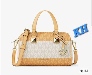BRAND NEW  Michael Kors
Grayson Small Striped Logo Duffel Crossbody Bag