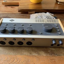 Universal Audio Volt 476P USB Recording Studio BRAND NEW Retails for $469