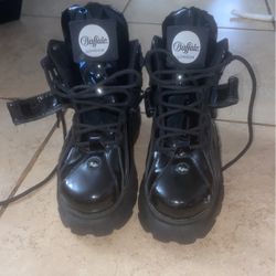 Buffalo London Platform Boots Size 40