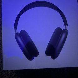 Black AirPods Max 