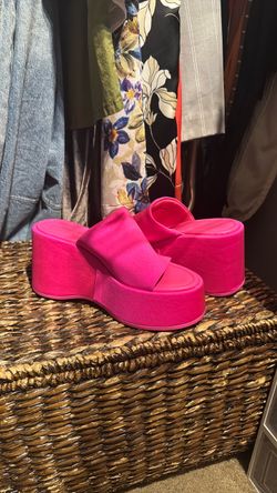 Steve Madden Hot Pink Platform Mules