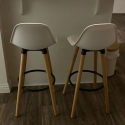 Modern Armless Stools
