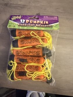 2 Packs Of 12 Mini Halloween  Flashlights 