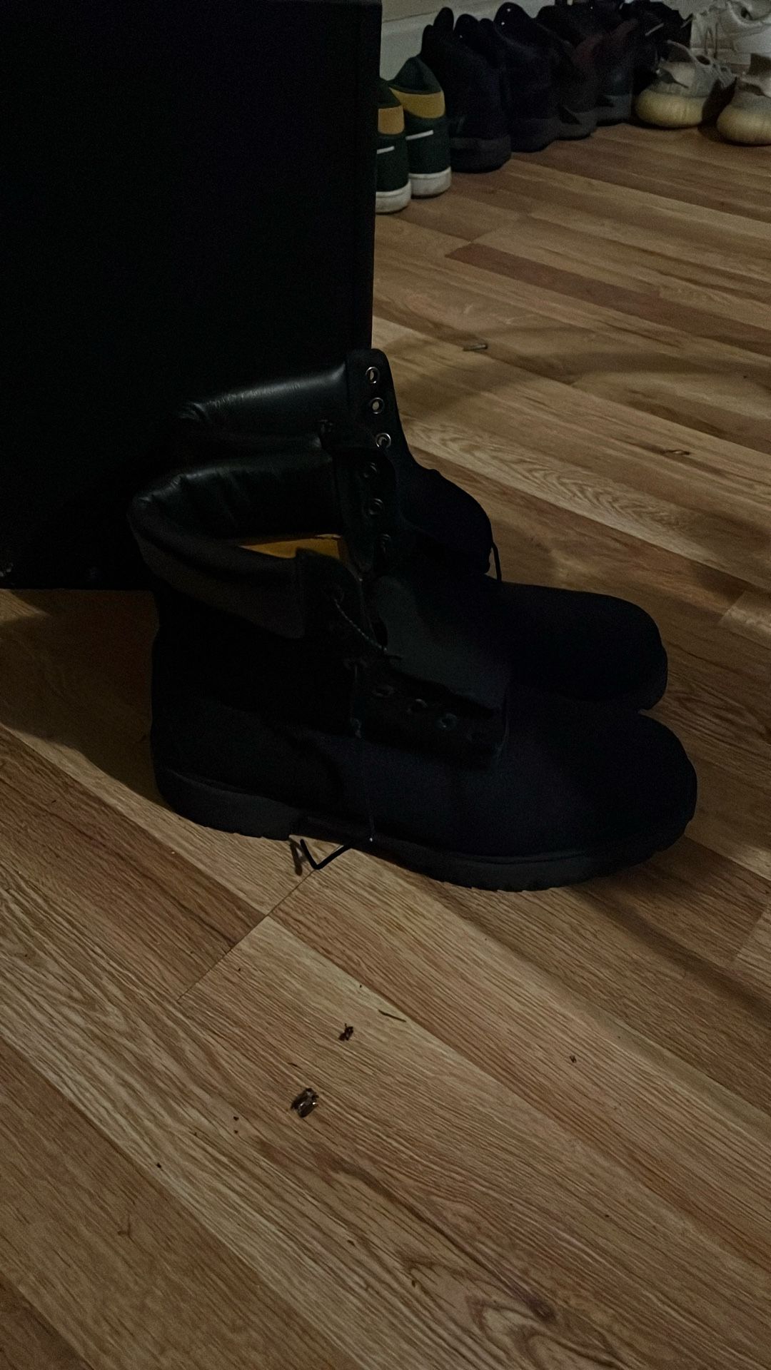 Black Timberland Sz10