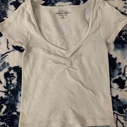 Womens Tops/Shirts 4 Summer