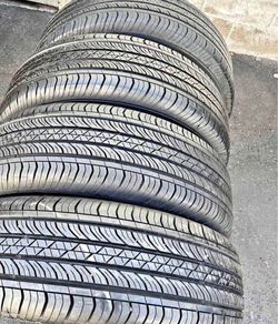 Set 225/65-17 continental con el 80% de vida