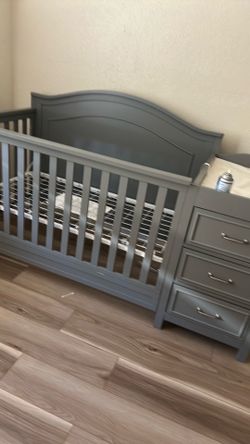 Free crib pick up today 8/2