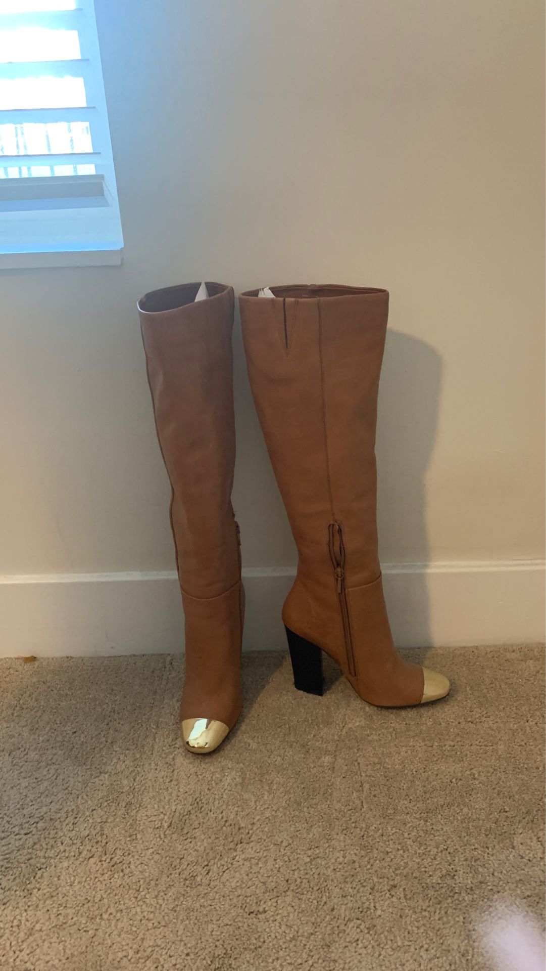 Beautiful Aldo boots!!