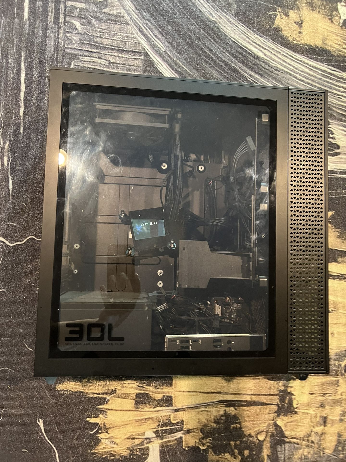 HP OMEN 30L Case