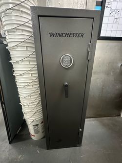 Winchester Gun Safe with Electronic Lock