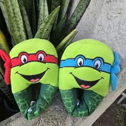 NINJA TURTLES LEO & RAPH Extra Plush Slippers Kids Sizes, 13-1, New
