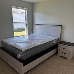 KING / QUEEN BEDROOM SET!!! BED, DRESSER, ONE NIGHT STAND & MIRROR $795!!
