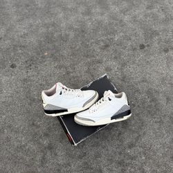 Jordan 3 White Cement Reimagined Size 9 Men Preowned