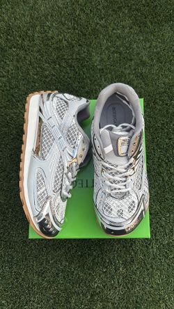 Bottega Veneta Orbits Silver White