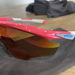 Oakley Sunglasses M2 Frame 