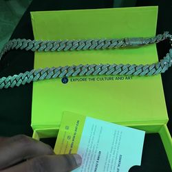 gld Cuban link diamond chain