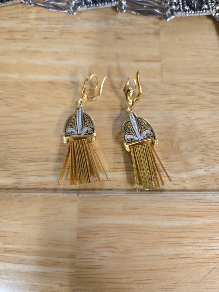 Vintage Art Deco Fringe Gold Tone Clip On Earrings